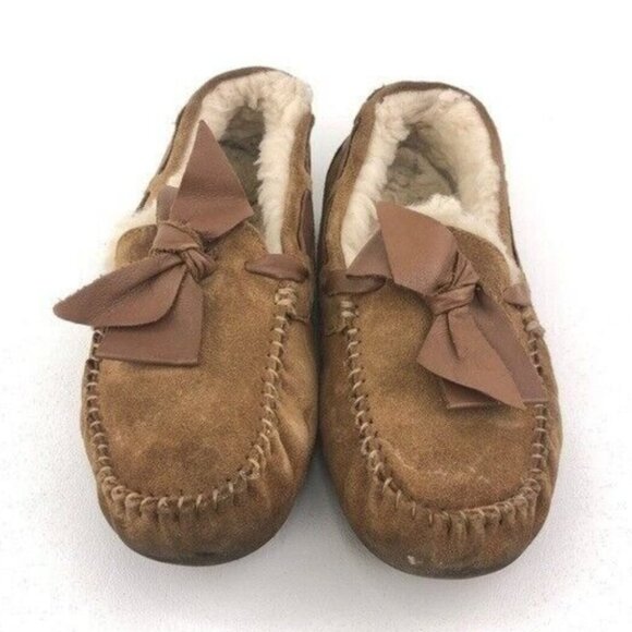 UGG Dakota Bow Moccasin Slippers 7 - Picture 4 of 12